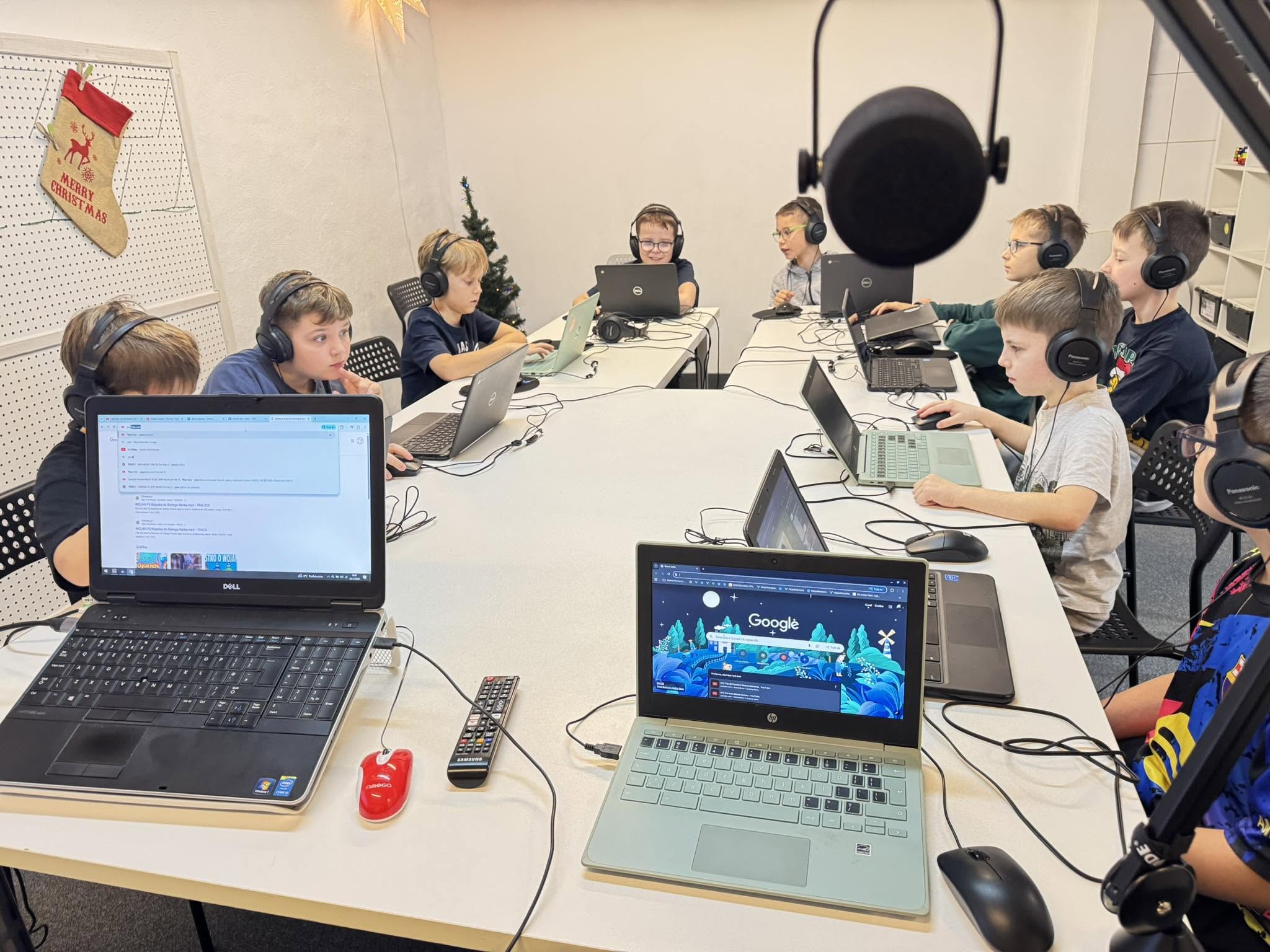 Teatr Radiowy i Praca z Głosem